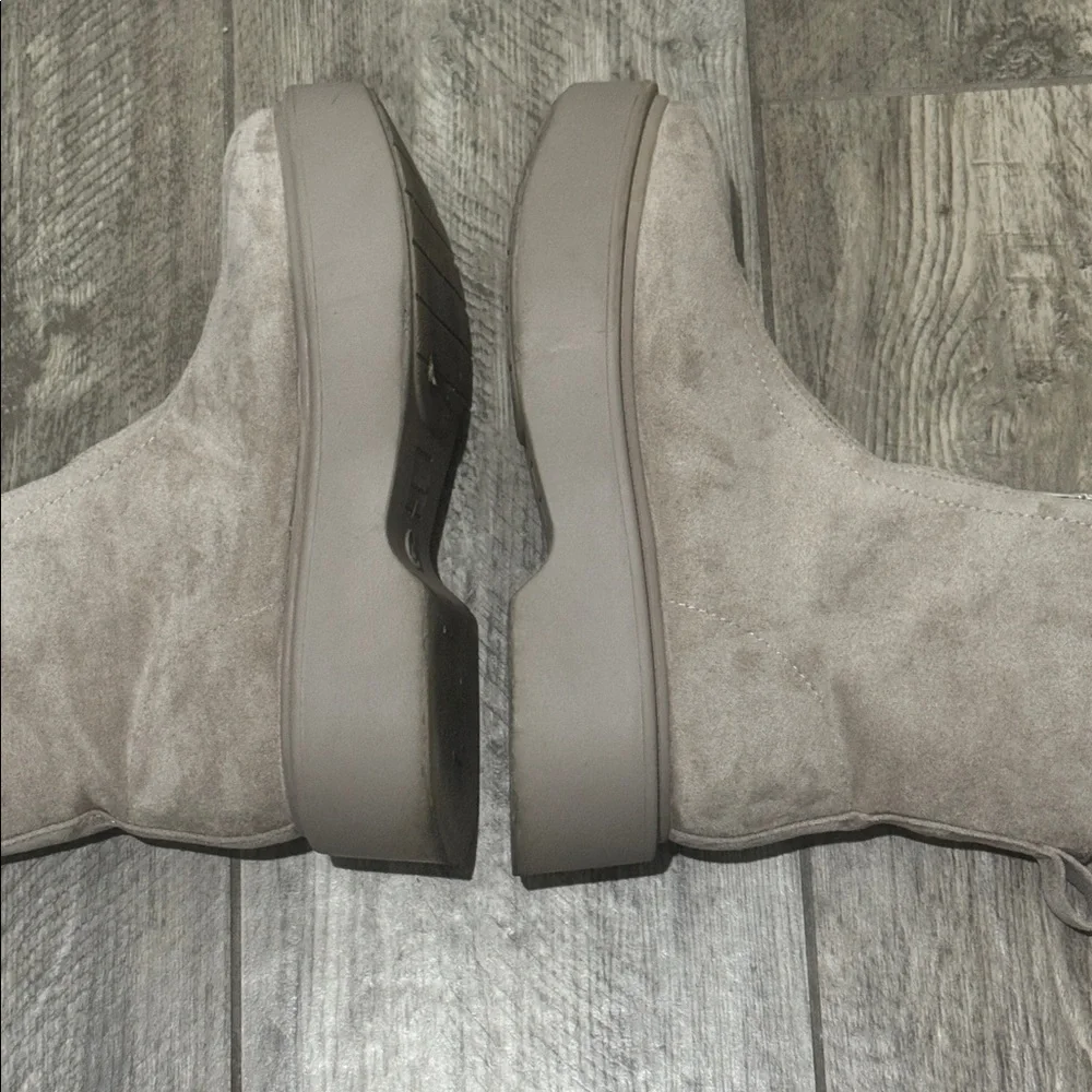 Portland Leather stylish platform